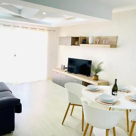 Enjoy Sunsets At Fully Equipped 2br Oceanside View By Aqua Vista Tenerife Apartamento